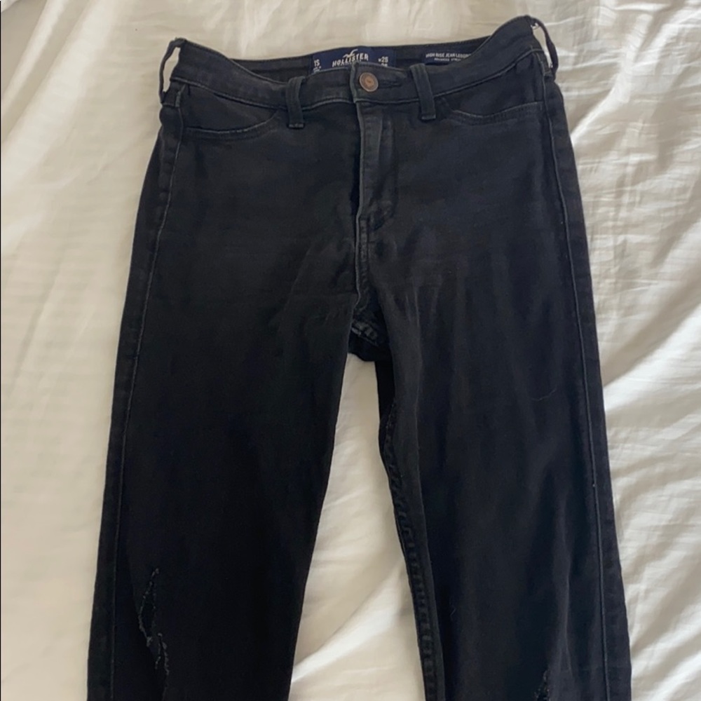 hollister high rise black jeans
